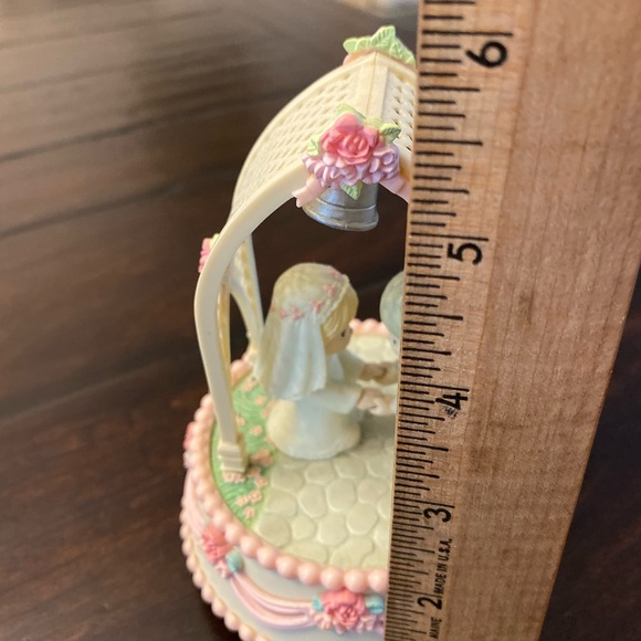 Vintage Ernesto Precious Moments Wedding Arch - Picture 6 of 6